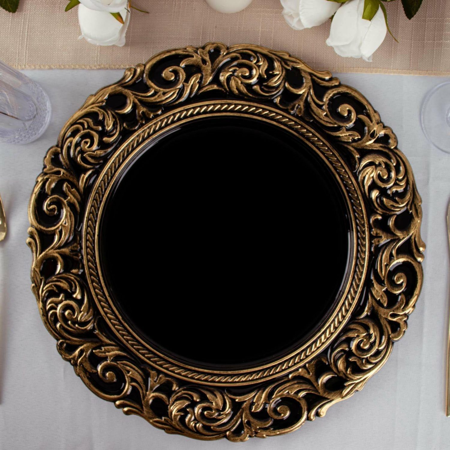 Charger Plates | 6 Pack Black / Gold Vintage Plastic Serving Plates With Engraved Baroque Rim, Round Disposable Charger Plates 14″ Charger Plates Black/Gold