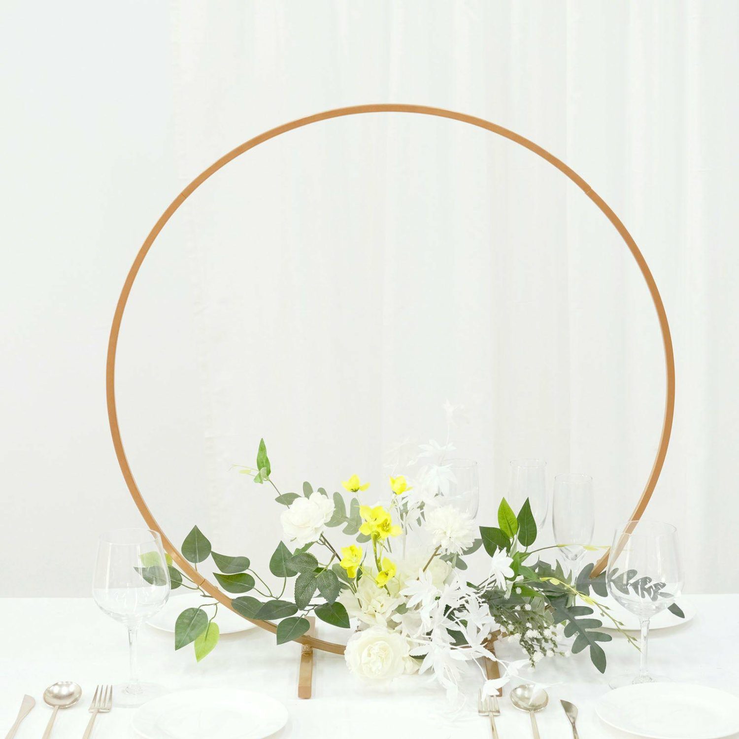 Floral Supplies | Gold Metal Round Hoop Wedding Centerpiece, Self Standing Table Floral Wreath Frame 28″ Floral Planter & Supplies Floral Supplies