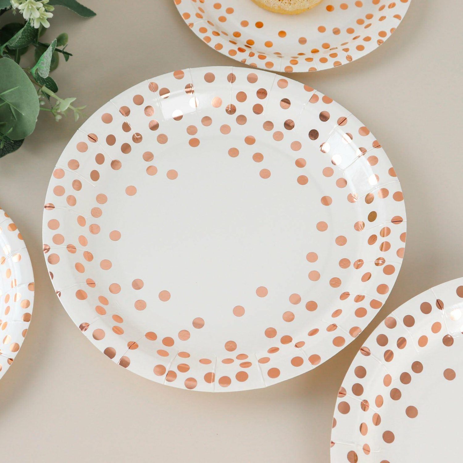 Paper Dinner Plates | 25 Pack White Metallic Rose Gold Polka Dot Dinner Paper Plates, Disposable Party Plates 300 GSM 9″ Disposable Tableware Paper Dinner Plates